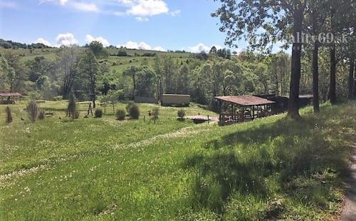 MAĎARSKO - TRIZS - AGGTELEK 5  IZBOVÝ DOM, RYBNÍK, JAZERO, VINNÁ PIVNICA.