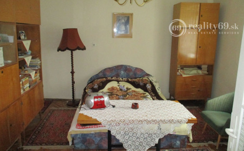 MAĎARSKO - NOVAJIDRÁNY 2 IZBOVÝ RODINNÝ DOM SO ZÁHRADOU