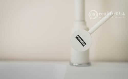 CENTRUM MESTA - LUXUSNÉ MODERNÉ APARTMÁNY V CENTRE MESTA KOMPLETNE ZARIADENÉ.