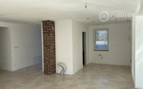 KECHNEC - KVALITNÁ NOVOSTAVBA 4 IZBOVÉHO RD - V ŠTÁDIU VÝSTAVBY.