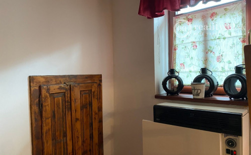 HRHOV - ROMANTICKÁ CHALUPA PRE NÁROČNÉHO KLIENTA, TENISOVÝ KURT, ALTÁNOK.