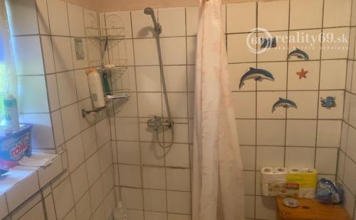 MAĎARSKO - SZALONNA 3 IZBOVÝ RODINNÝ DOM