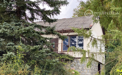 MAĎARSKO - JAZERO RAKACA - PEKNÁ 2 IZBOVÁ CHATA PRI JAZERE S TERASOU.