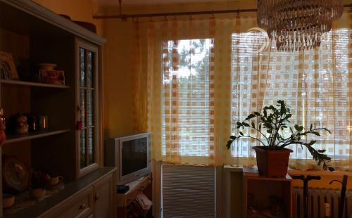 JAZERO - DONSKÁ 3 IZBOVÝ PEKNÝ BYT  68 M2 S LODŽIOU.