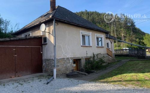 REZERVOVANÉ - MAĎARSKO - SZINPETRI - 2 IZBOVÝ ZREKONŠTRUOVANÝ RODINNÝ DOM