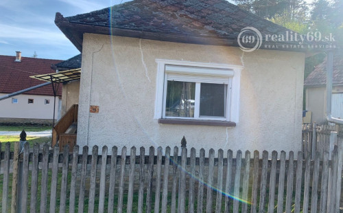 REZERVOVANÉ - MAĎARSKO - SZINPETRI - 2 IZBOVÝ ZREKONŠTRUOVANÝ RODINNÝ DOM