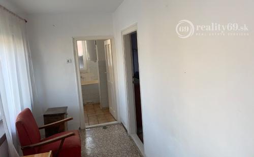 REZERVOVANÉ - MAĎARSKO - SZINPETRI - 2 IZBOVÝ ZREKONŠTRUOVANÝ RODINNÝ DOM