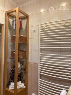 TERASA - POPRADSKÁ 1 IZBOVÝ BYT 38 M2, KOMPLETNÁ REKONŠTRUKCIA VRÁTANE ZARIADENIA BEZ LODŽIE.