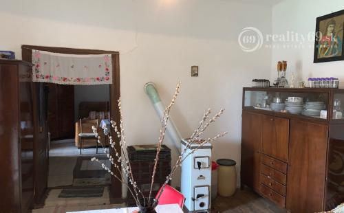 MAĎARSKO - PERECSE 3 IZBOVÝ SEDLIACKY DOM S LETNOU KUCHYŇOU