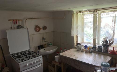 MAĎARSKO - BÓDVASZILAS 3 IZBOVÝ RD V KLUDNEJ ČASTI OBCE.