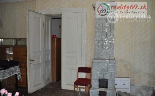 MAĎARSKO - GONC 3 IZBOVÝ  HISTORICKÝ RD NA VÝBORNOM MIESTE