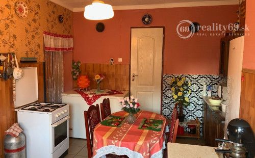 MAĎARSKO - SZUHOGY PEKNÝ 4 IZBOVÝ RODINNÝ DOM