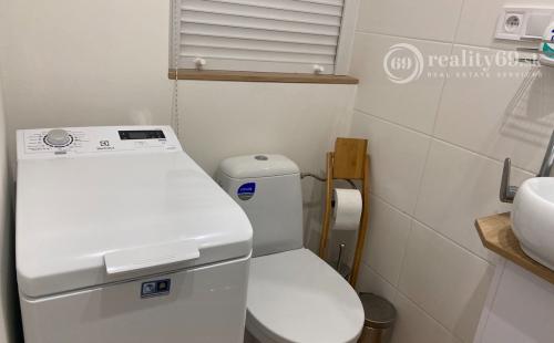 TERASA - SLOBODY 1 IZBOVÝ NOVÝ KOMPLETNE ZARIADENÝ BYT.