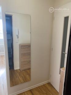 TERASA - SLOBODY 1 IZBOVÝ NOVÝ KOMPLETNE ZARIADENÝ BYT.