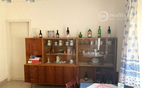 MAĎARSKO - BOLDOGKOVARALJA  2 IZBOVÝ RD 95 M2, POZEMOK 1053 M2