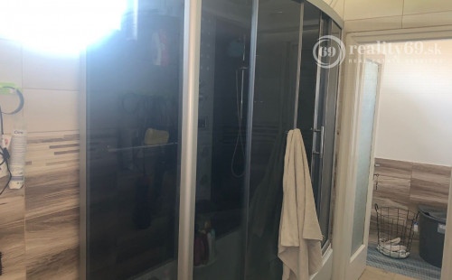 MAĎARSKO - SZENDRO LUXUSNÝ 4 IZBOVÝ ZREKONŠTRUOVANÝ RODINNÝ DOM