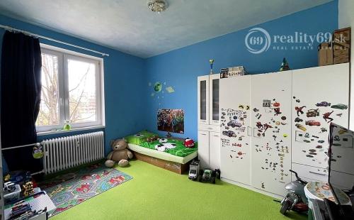 REZERVOVANÉ - STARÉ MESTO - HAVIARSKA 3 IZBOVÝ BYT S BALKÓNOM 65 M2 V TEHLOVOM OBYTNOM DOME