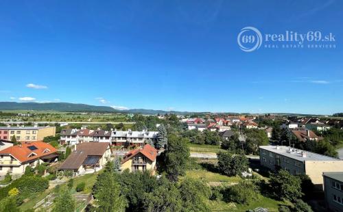 REZERVOVANÉ - PREŠOV - LOMICKÁ 3 IZBOVÝ BYT S LODŽIOU KOMPLETNÁ REKONŠTRUKCIA 65 M2