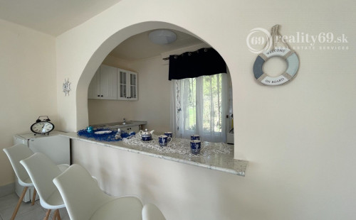 PREDANÉ - MAĎARSKO - JAZERO RAKACA - PEKNÁ 2 IZBOVÁ CHATA PRI JAZERE S TERASOU.