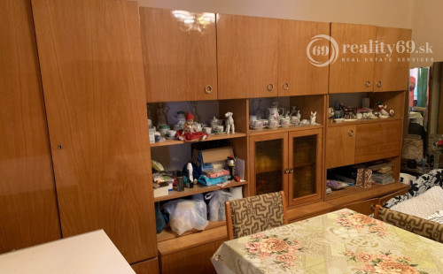 MAĎARSKO - ZSUJTA 25 KM OD KOŠIC KRÁSNY TEHLOVÝ DOM, RYBÁRSKE PROSTREDIE, RELAX.