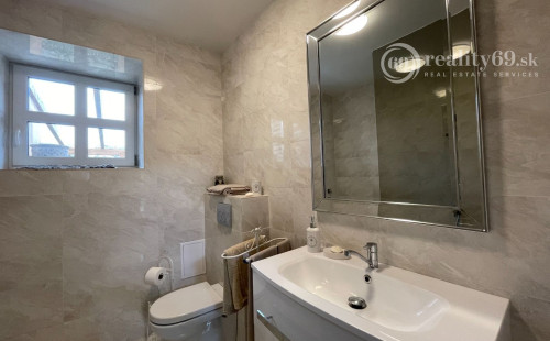 REZERVOVANÉ - MAĎARSKO - ABAUJVAR 3 IZBOVÝ ZREKONŠTRUOVANÝ RODINNÝ DOM.