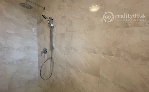 REZERVOVANÉ - MAĎARSKO - ABAUJVAR 3 IZBOVÝ ZREKONŠTRUOVANÝ RODINNÝ DOM.