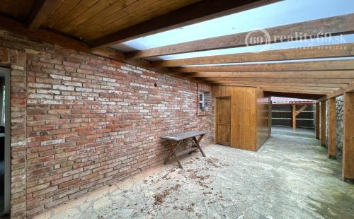 REZERVOVANÉ - MAĎARSKO - ABAUJVAR 3 IZBOVÝ ZREKONŠTRUOVANÝ RODINNÝ DOM.