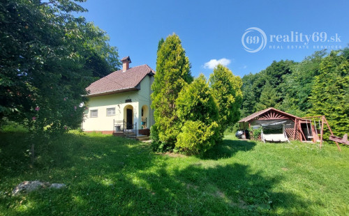 MAĎARSKO - TELKIBÁNYA RODINNÁ USADLOSŤ V LONE PRÍRODY.