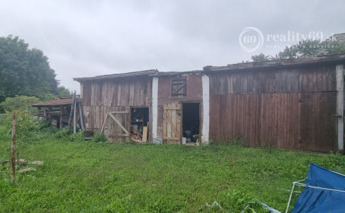 FUZÉRKOMLOS - DVOJIZBOVÝ RODINNÝ DOM 25KM OD KOŠÍC