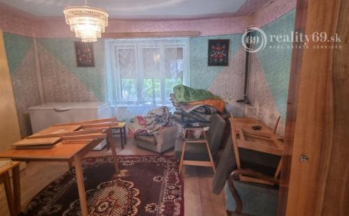 MAĎARSKO - HOLLÓHÁZA GAZDOVSKÝ DOM 5000 m2 POZEMKOM