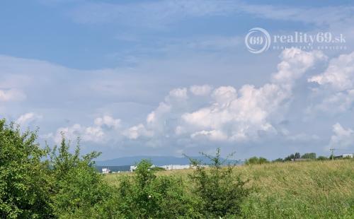 JUH - OBCHVAT SMER OPTIMA 5.970 M2 NA STAVBU PUMPY, SHOWROOMU, AUTOMYVÁRNE, SERVISU.