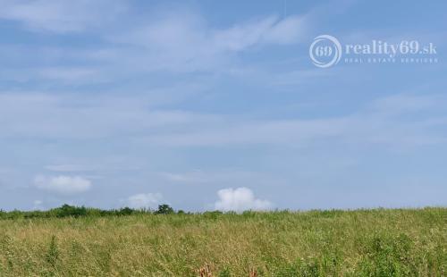 JUH - OBCHVAT SMER OPTIMA 5.970 M2 NA STAVBU PUMPY, SHOWROOMU, AUTOMYVÁRNE, SERVISU.