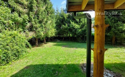 MAĎARSKO - KISHUTA RODINNÝ DOM 240 M2 + HOSŤOVSKÝ DOM 40 M2 IBA 45 km OD KOŠÍC