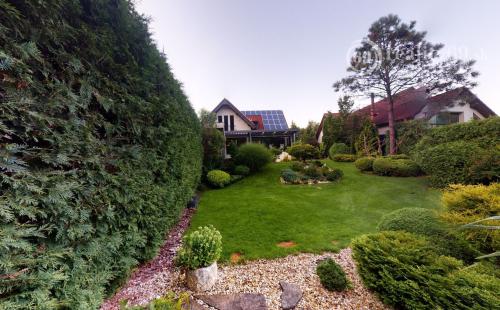 NIŽNÝ KLATOV  LUXUSNÝ RODINNÝ DOM - SPLNENÝ SEN O BÝVANÍ V LONE PRÍRODY