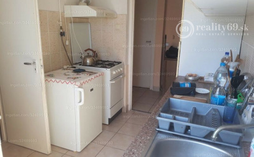 MAĎARSKO - PÁLHÁZA PEKNÝ 3 IZBOVÝ DOMČEK NA VÝBORNOM MIESTE