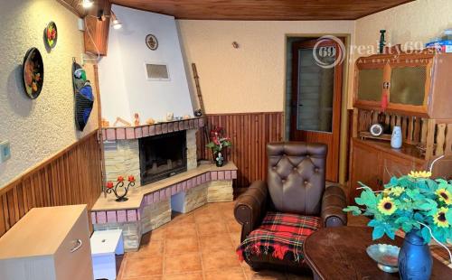 REZERVOVANÉ - JABLONOV NAD TURŇOU - MUROVANÁ CHATA VÝBORNÝ STAV.