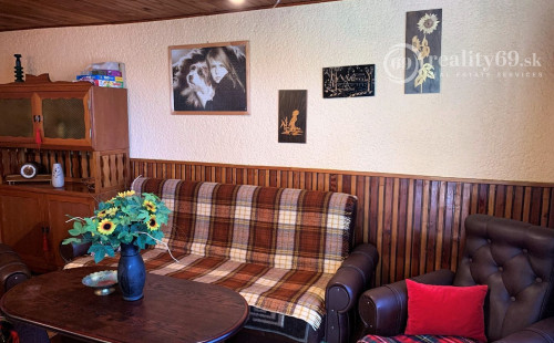 REZERVOVANÉ - JABLONOV NAD TURŇOU - MUROVANÁ CHATA VÝBORNÝ STAV.