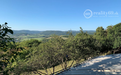 REZERVOVANÉ - JABLONOV NAD TURŇOU - MUROVANÁ CHATA VÝBORNÝ STAV.