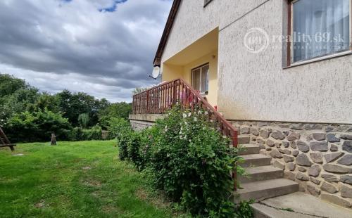 REZERVOVANÉ - MAĎARSKO - ABAÚJVÁR DVOJDOM ZA CENU JEDNÉHO IBA 3 KM OD HRANÍC.