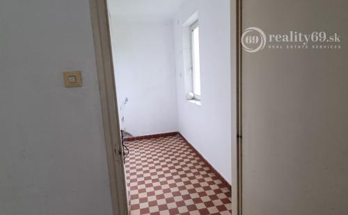 REZERVOVANÉ - MAĎARSKO - ABAÚJVÁR DVOJDOM ZA CENU JEDNÉHO IBA 3 KM OD HRANÍC.