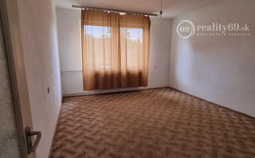 REZERVOVANÉ - MAĎARSKO - ABAÚJVÁR DVOJDOM ZA CENU JEDNÉHO IBA 3 KM OD HRANÍC.