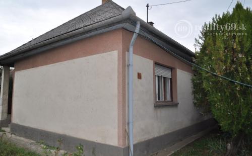 MAĎARSKO - ENCS SUPER DVOJGENERAČNÝ DOM  S ROZLOHOU 120 M2 + 120 M2