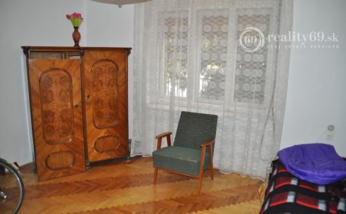 MAĎARSKO - ENCS SUPER DVOJGENERAČNÝ DOM  S ROZLOHOU 120 M2 + 120 M2