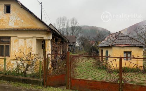 MAĎARSKO - JÓSVAFO 2 IZBOVÝ GAZDOVSKÝ DOM S LETNOU KUCHYŇOU