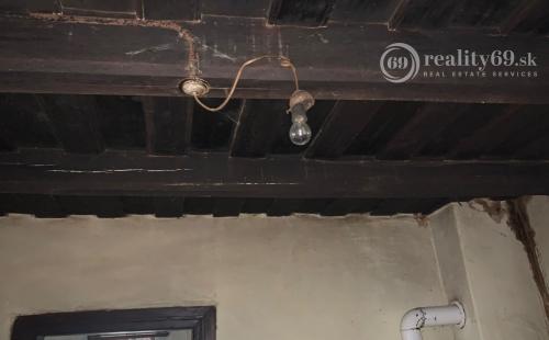 MAĎARSKO - JÓSVAFO 2 IZBOVÝ GAZDOVSKÝ DOM S LETNOU KUCHYŇOU