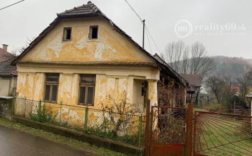 MAĎARSKO - JÓSVAFO 2 IZBOVÝ GAZDOVSKÝ DOM S LETNOU KUCHYŇOU
