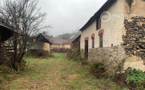 MAĎARSKO - JÓSVAFO 2 IZBOVÝ GAZDOVSKÝ DOM S LETNOU KUCHYŇOU