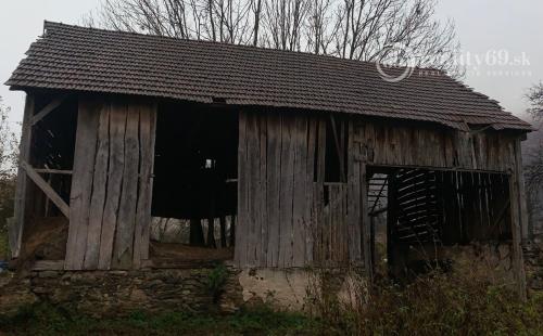 MAĎARSKO - JÓSVAFO 2 IZBOVÝ GAZDOVSKÝ DOM S LETNOU KUCHYŇOU