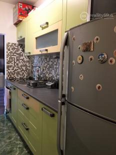 JUH - JUŽNÁ TRIEDA PEKNÝ 2 IZBOVÝ KOMPLETNE ZARIADENÝ BYT.