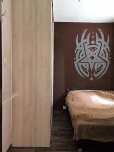 JUH - JUŽNÁ TRIEDA PEKNÝ 2 IZBOVÝ KOMPLETNE ZARIADENÝ BYT.